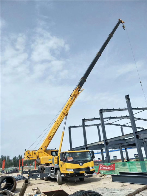 固始县超高层建筑钢结构吊装案例